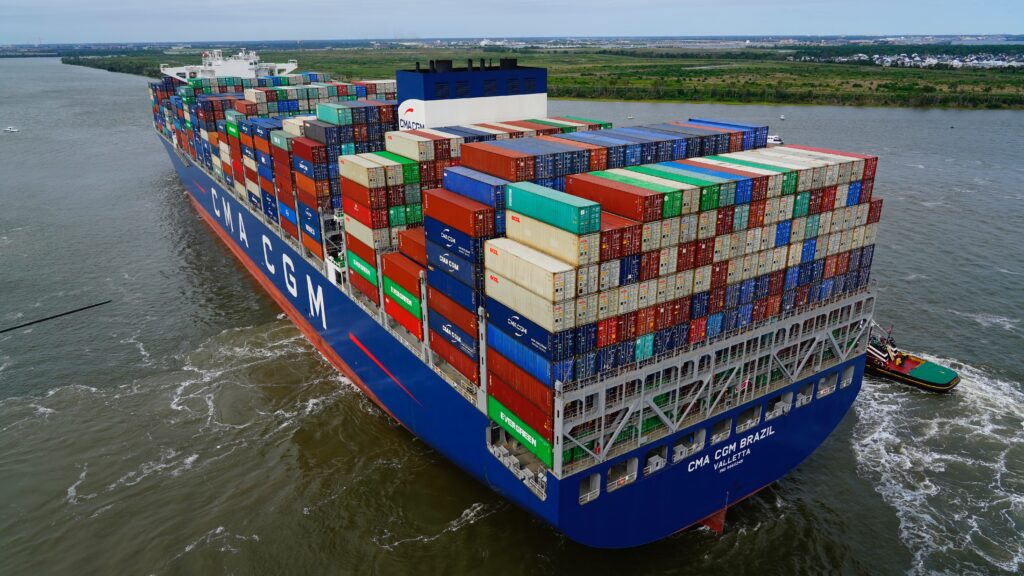 CMA CGM in the turning basin